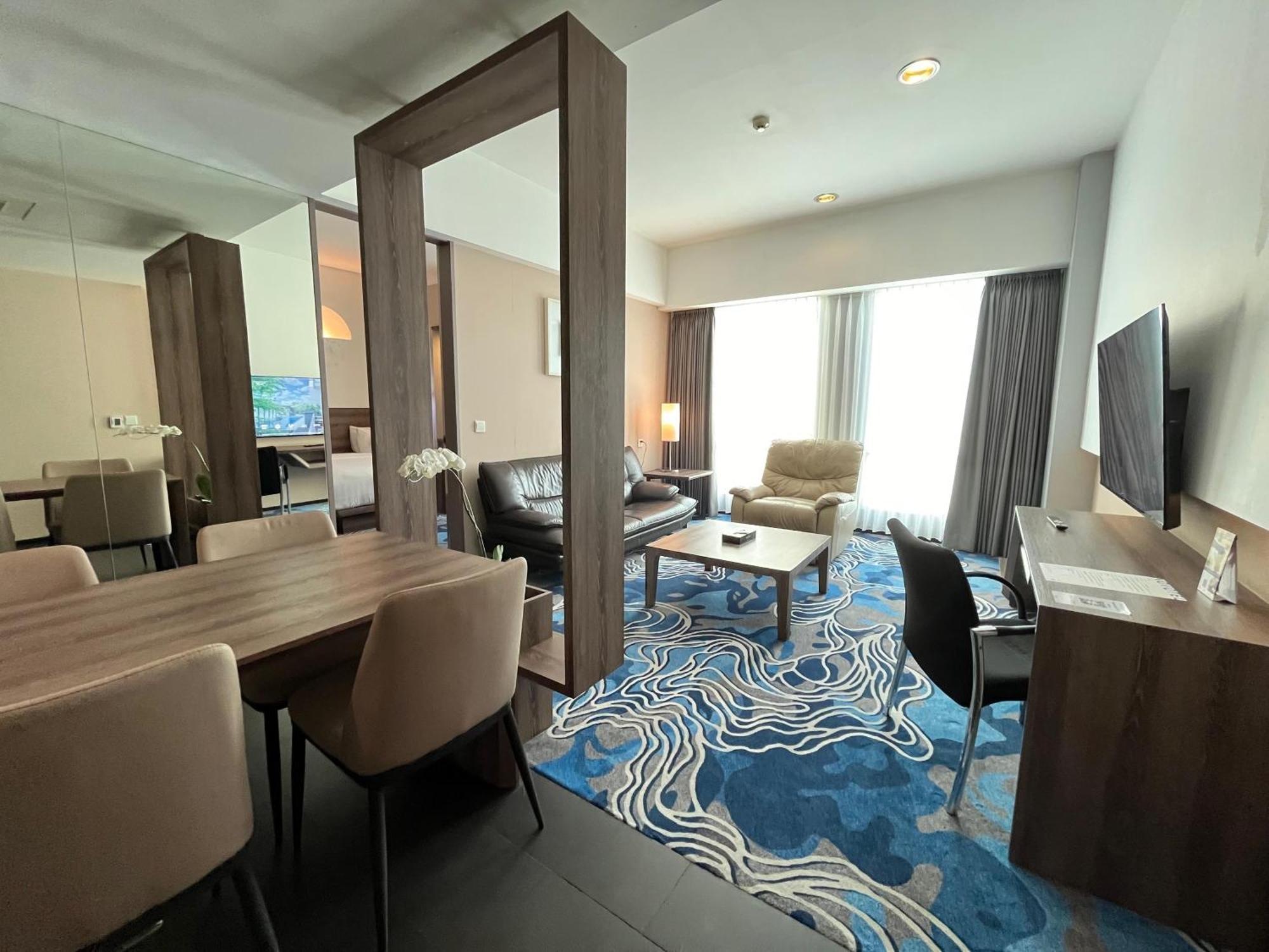 Novotel Бандунг Экстерьер фото